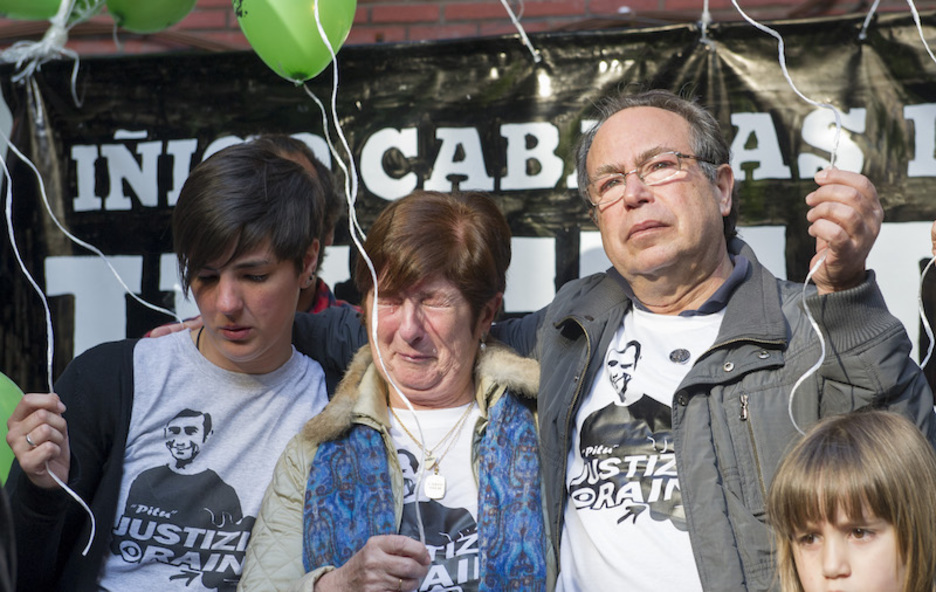 Hunkigarria eta gogorra izan da, uneka, omenaldia gurasoentzat.