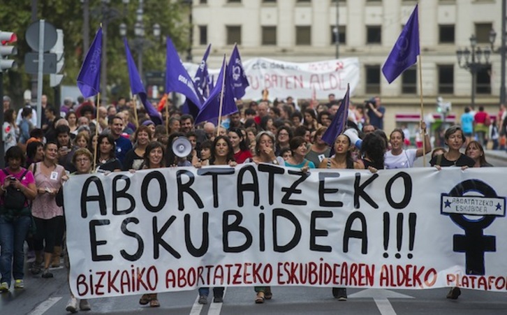 Manifestación en Bilbo por el derecho al aborto. (Luis JAUREGIALTZO/ARGAZKI PRESS)