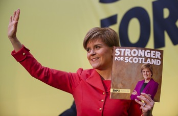 Nicola Sturgeon ha presentado el programa del SNP. (Lesley MARTIN / AFP)