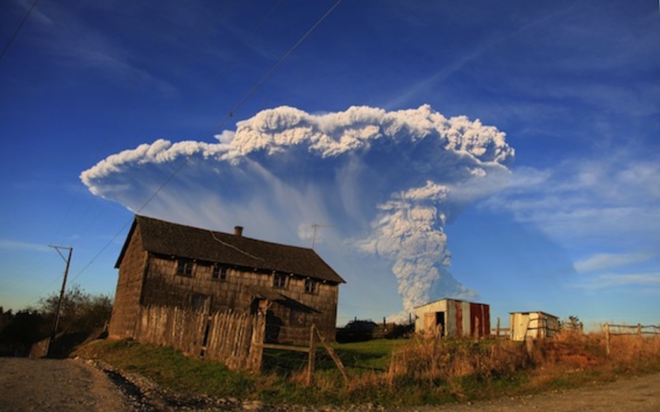 Otra imagen tomada desde Puerto Montt. (Diego MAIN/AFP PHOTO)