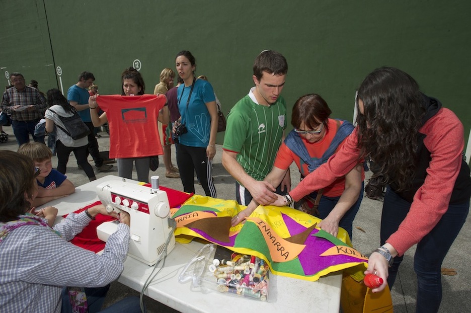 Joste Eguna Donezteben. (Iñigo URIZ / ARGAZKI PRESS) Joste Eguna Donezteben. (Iñigo URIZ / ARGAZKI PRESS)