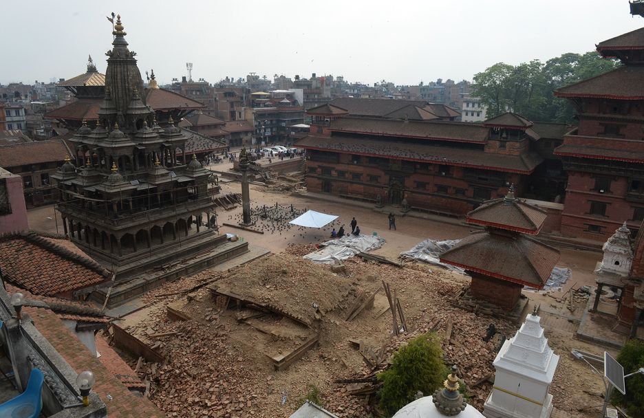 Lalitpurreko Durbar plazan ere eragina izan zuen lurrikarrak. (Prakash SINGH / AFP)