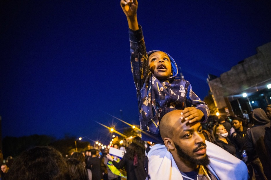 Protestas de todas las edades. (Andrew BURTON / AFP)