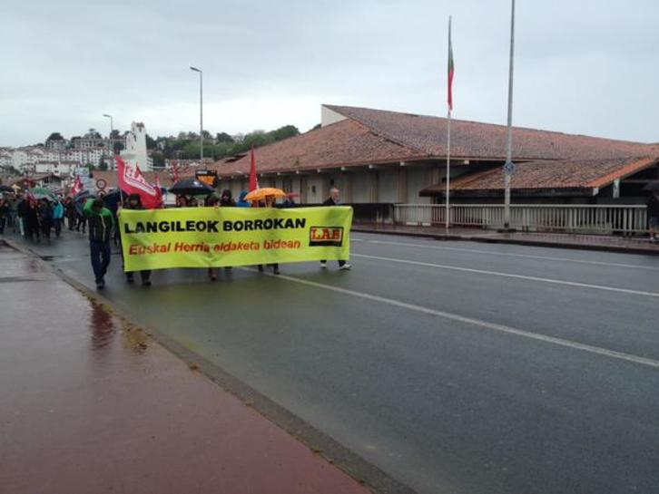 LAB Baionako kaleetan. (KAZETA)