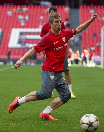 Datorren denboraldian itzuliko da Muniain zelaietara. (Monika DEL VALLE/ARGAZKI PRESS)