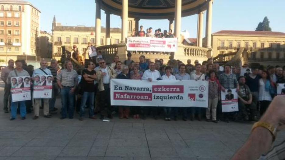 Izquierda-Ezkerrak Iruñeko Gaztelu plazan egin du ekitaldia. (@EzkerraN) Izquierda-Ezkerrak Iruñeko Gaztelu plazan egin du ekitaldia. (@EzkerraN)