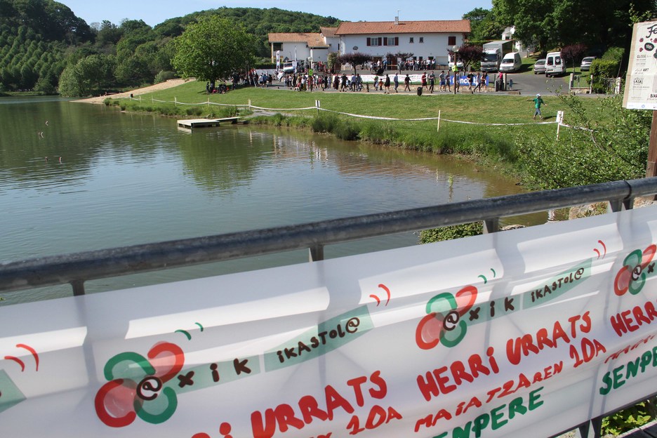 Dès 9 heures, le lac a commencé à se remplir. @ Aurore LUCAS