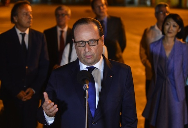 El presidente francés, François Hollande, a su llegada a Cuba. (Adalberto ROQUE/AFP PHOTO)
