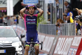 Jan Polanc ha llegado en solitario a la meta de Abetone. (Luk BENIES/AFP)