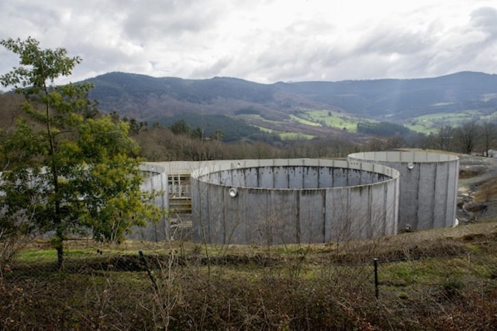 Instalaciones de lo que iba a ser la planta de purines de Karrantza. (Marisol RAMÍREZ / ARGAZKI PRESS)