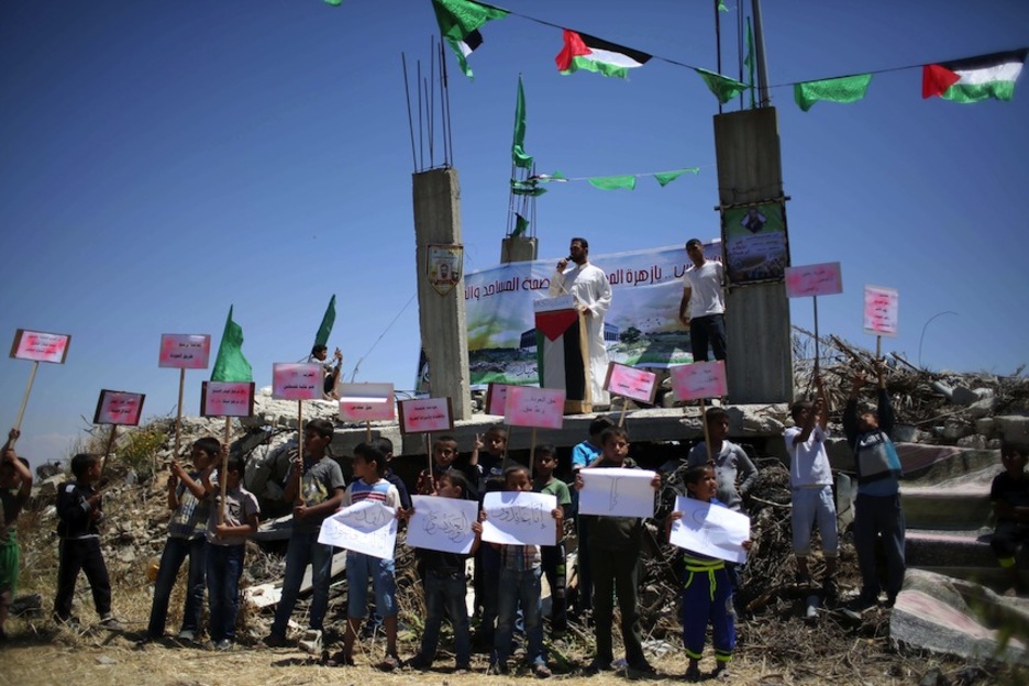 Discurso al final de la marcha en Gaza. (Said KHATIB / AFP)