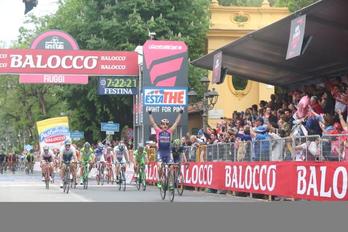 Diego Ulissi, Fiuggi-ko helmugan. (@giroditalia)