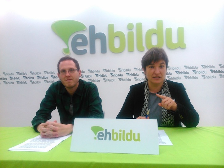 Los parlamentarios de EH Bildu Igor López de Muniain y Maribi Ugarteburu. (EH Bildu)
