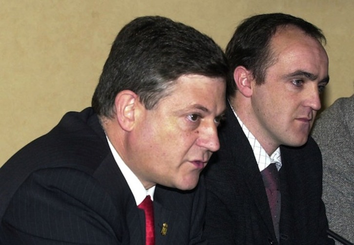 Iribarren y Esparza, en sus tiempos de consejero y alcalde. (Jagoba MANTEROLA/ARGAZKI PRESS)