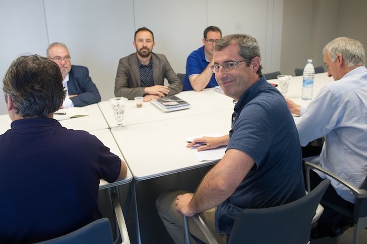 Encuentro entre el PNV y el PSE de Gipuzkoa. (Juan Carlos RUIZ / ARGAZKI PRESS)