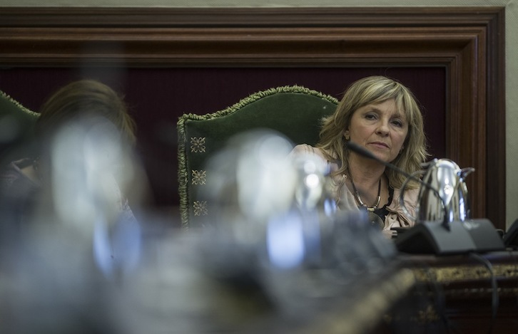 María Caballero en un pleno del Ayuntamiento de Iruñea. (Jagoba MANTEROLA / ARGAZKI PRESS)