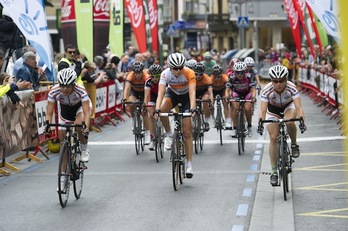 La Clásica Durango-Durango sirvió ayer de aperitivo antes del comienzo de Emakumeen Bira. (Juanan RUIZ/ARGAZKI PRESS)