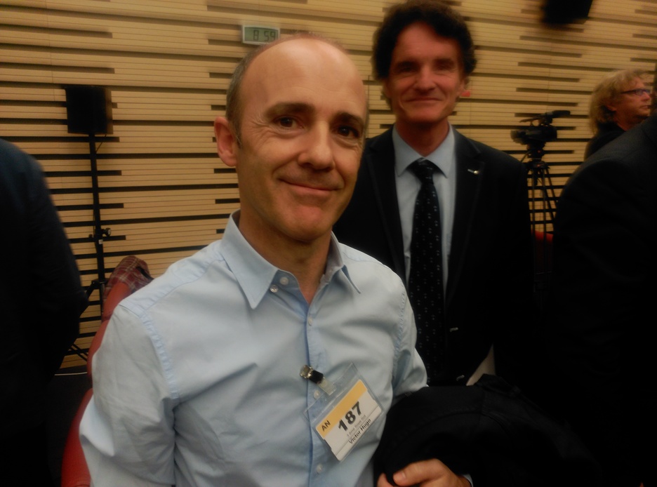 El eurodiputado Josu Juaristi también asiste a la conferencia. (Arantxa MANTEROLA)