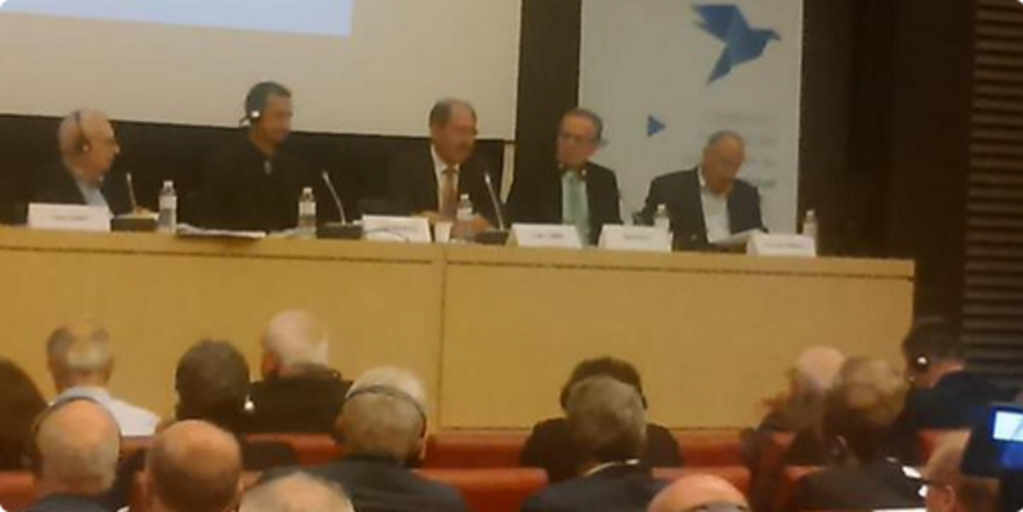 Brian Currin, durante su intervención. (@MediabaskInfo)