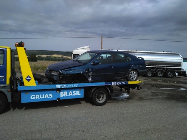 Garabiak eraman behar izan du Gotzon Amaroren lagunaren autoa. (ETXERAT)