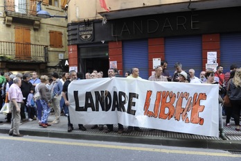 Movilización frente a la sociedad Landare de Orereta. (Andoni CANELLADA / ARGAZKI PRESS)