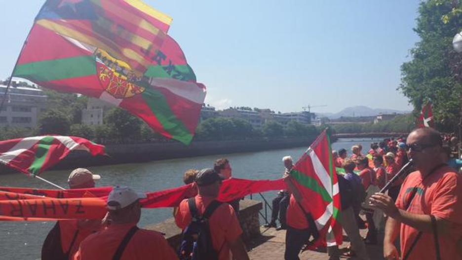 Ikurrinak ere ikusi dira. (@GureEskuDagoDonostia)