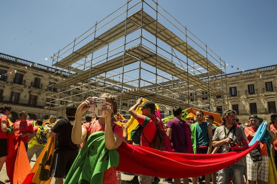 La plaza nueva, antes de construir la urna gigante. (Aritz LOIOLA/ARGAZKI PRESS)