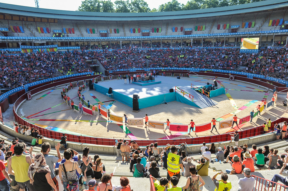 Itxura ederra agertu du zezen plazak. (Idoia ZABALETA / ARGAZKI PRESS) Itxura ederra agertu du zezen plazak. (Idoia ZABALETA / ARGAZKI PRESS)