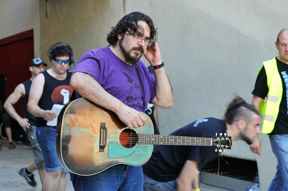 Petti izan da eszenatokira igotzen lehena. (Idoia ZABALETA / ARGAZKI PRESS) Petti izan da eszenatokira igotzen lehena. (Idoia ZABALETA / ARGAZKI PRESS)