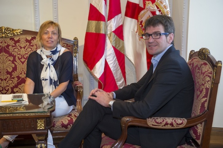 Gorka Urtaran y Miren Larrión se han reunido este martes. (Juanan RUIZ / ARGAZKI PRESS)