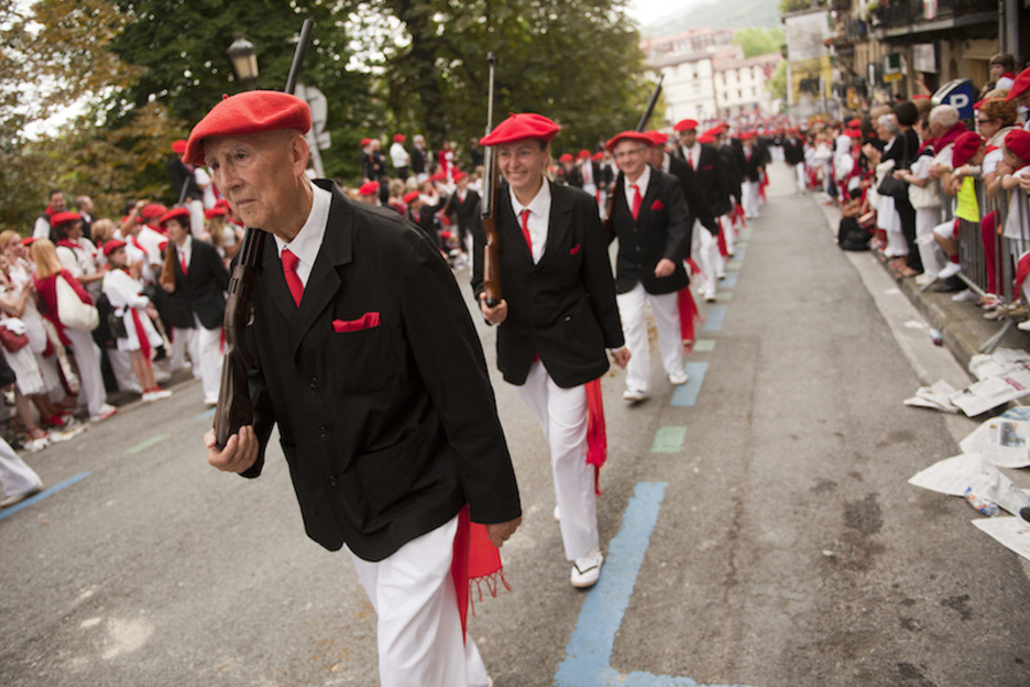 Por un alarde igualitario en Irun, en Sanmarciales de 2011. (G.G. | A.P.) Por un alarde igualitario en Irun, en Sanmarciales de 2011. (G.G. | A.P.)