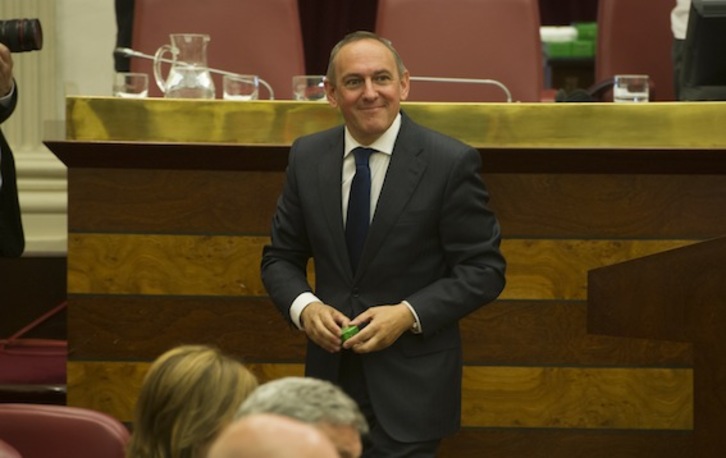 El jeltzale Ramiro González, durante la constitución de las Juntas Generales de Araba. (Raul BOGAJO/ARGAZKI PRESS)