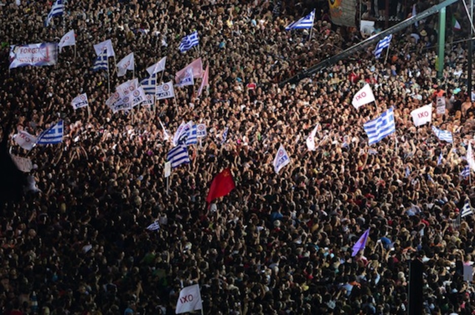 Partidarios del «No», en Syntagma. (Louisa GOULIAMAKI/AFP PHOTO)