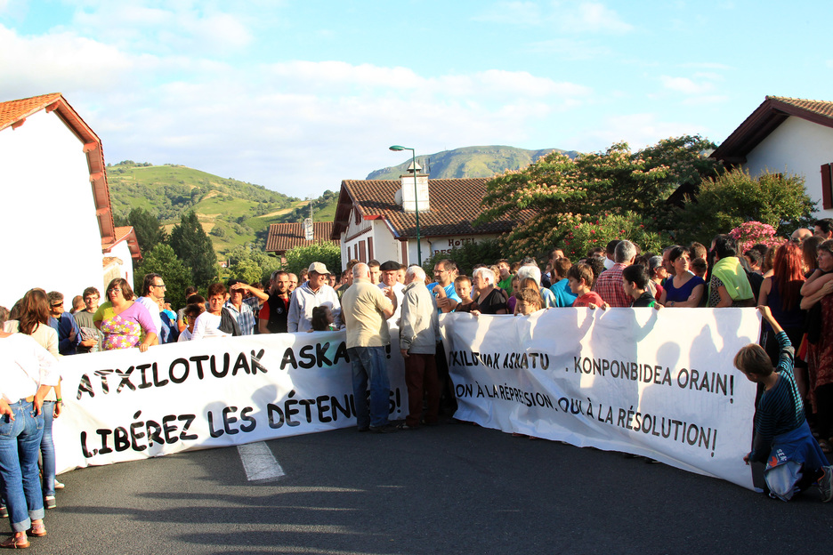 800 personnes se sont rassemblées, mercredi 8 juillet, à Ossès 
