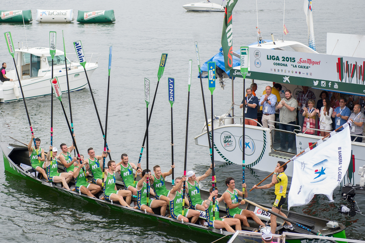 Hondarribia se ha hecho con la Bandera La Caixa. (Juanan RUIZ/ARGAZKI PRESS)