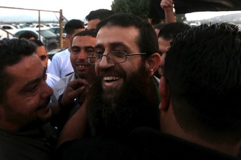 Khader Adnan, tras ser liberado el pasado día 12. (Aafar ASHTIYEH/AFP) 