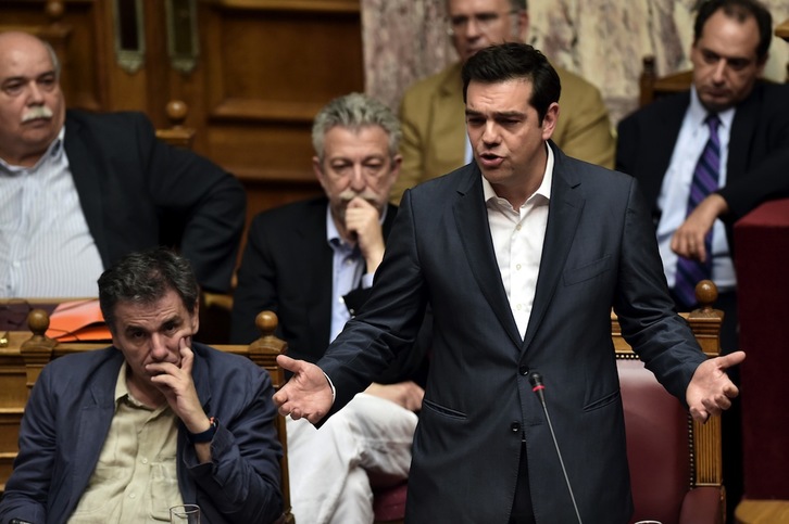 Tsipras, durante una intervención anterior. (Aris MESSINIS / AFP)