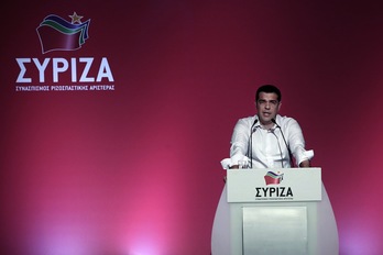 Alexis Tsipras, en un mitin de su partido ayer en Atenas. (Angelos TZORTZINIS/AFP) 