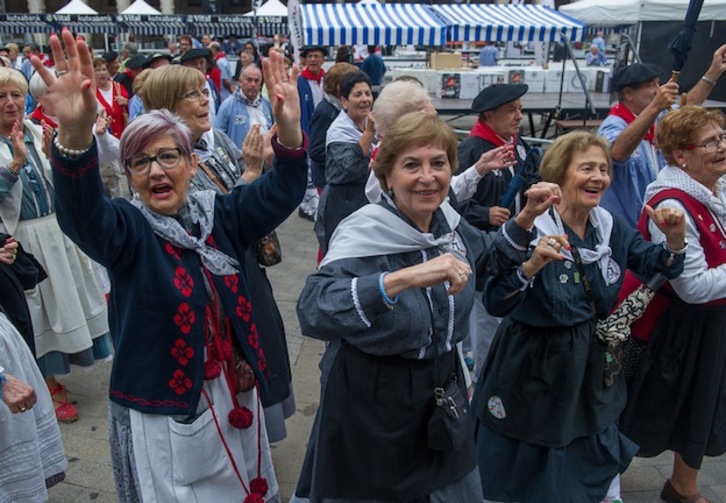 Beteranoek bere sasoia erakutsi dute. (Juanan RUIZ / ARGAZKI PRESS)