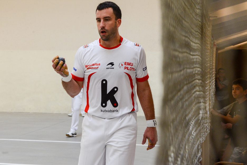 Hervé Etcheverry a inscrit cinq buts pendant la partie - © Isabelle Miquelestorena