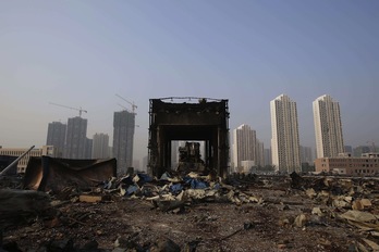 La ciudad de Tianjin, tras las primeras explosiones. (STR /AFP)