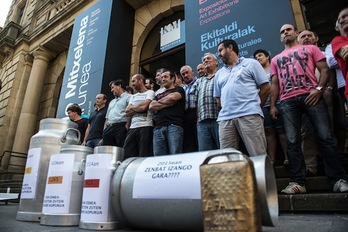 Comparecencia del sindicato EHNE en Donostia. (Jagoba MANTEROLA/ARGAZKI PRESS)
