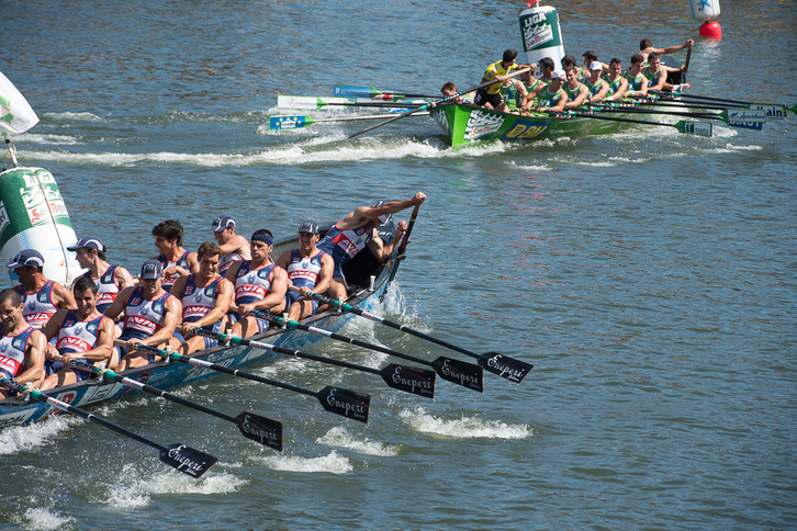 Urdaibai eta Hondarribia parez pare ziabogan. (Monika DEL VALLE / ARGAZKI PRESS)