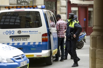 Agentes de la Policía Municipal de Iruñea. (Iñigo URIZ / ARGAZKI PRESS)