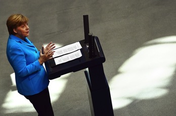 Angela Merkel ha intervenido hoy en el Bundestag. (John MCDOUGALL / AFP)