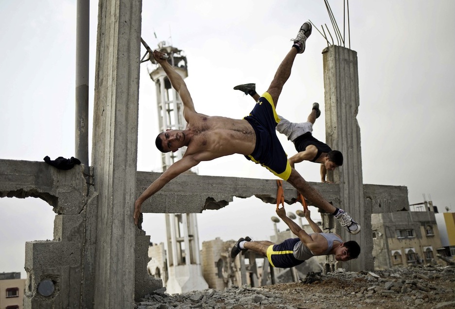 Bar Palestine en un espectáculo en las ruinas de Gaza. (Mahmud HAMS / AFP)