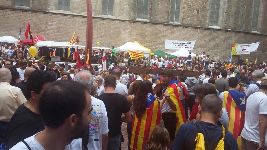 Acto independentista en Fossar de les Moreres. (@MartxeloDiaz) Acto independentista en Fossar de les Moreres. (@MartxeloDiaz)