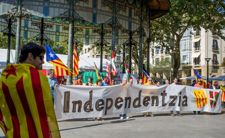 Concentración en el Boulevard de Donostia, convocada por la ANC- (Juan Carlos RUIZ/ARGAZKI PRESS)