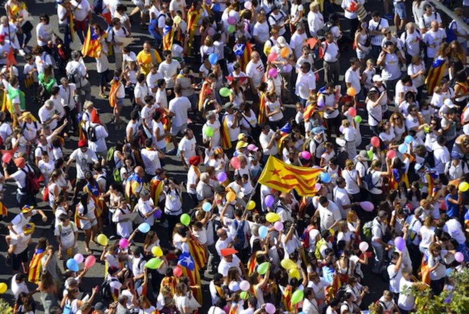 La gran movilización se desarrolla en un ambiente festivo y reivindicativo. (Gerard JULIEN/AFP PHOTO) La gran movilización se desarrolla en un ambiente festivo y reivindicativo. (Gerard JULIEN/AFP PHOTO)