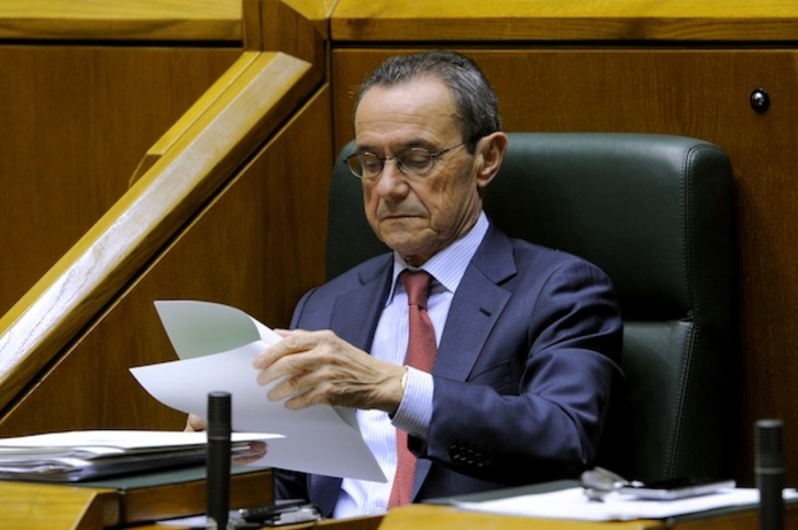 El consejero autonómico de Empleo y Políticas Sociales, Angel Toña. (Juanan RUIZ / ARGAZKI PRESS)